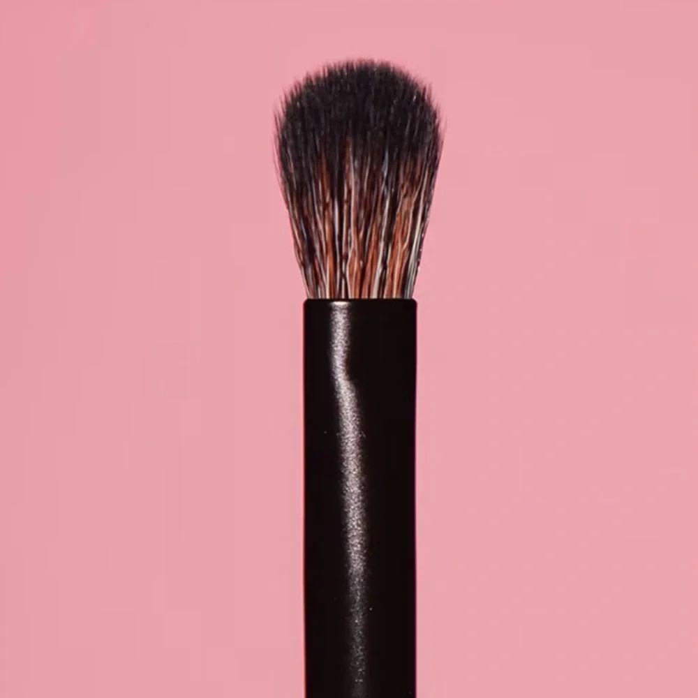 Morphe V205 Professional Powder Blending brush